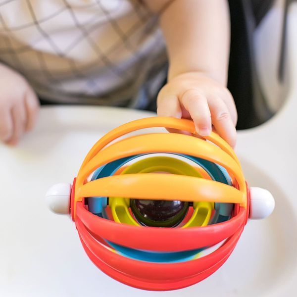 Іграшка на присосці Baby Einstein "Sticky Spinner" 11522 фото