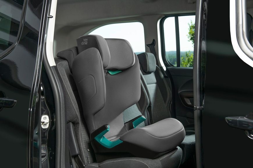Автокресло Britax Romer ADVENTURE PLUS 2 (Night Blue) 2000039736 фото