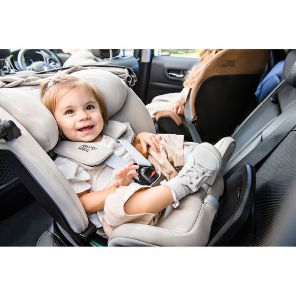 Автокрісло Britax Romer SWIVEL-GROW Max Air (Soft Taupe) 2000042299 фото