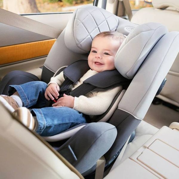 Автокрісло Graco Slimfit i-Size, група 0+/1/2/3 GC2117ABMDN000 фото